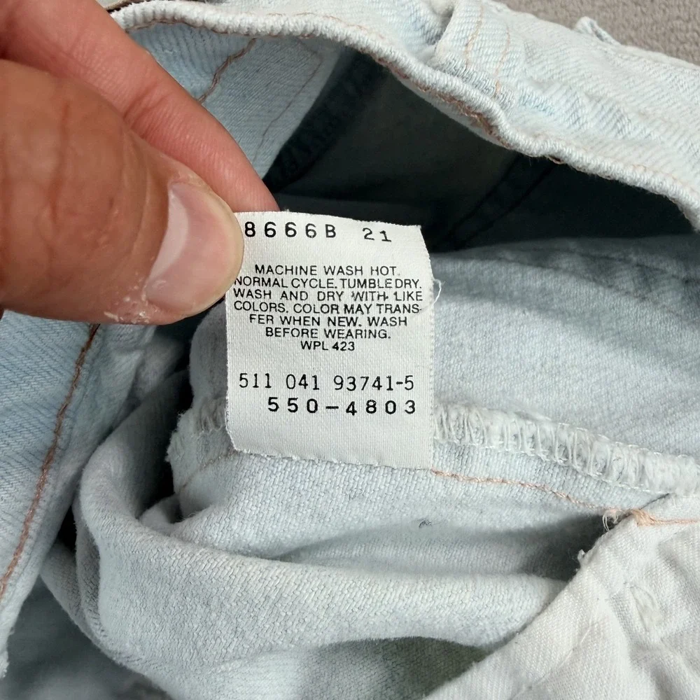 Vintage 80's Levis 550‎ Relaxed Fit Jeans Men 31x32 (Fits 30x32) Light Blue USA